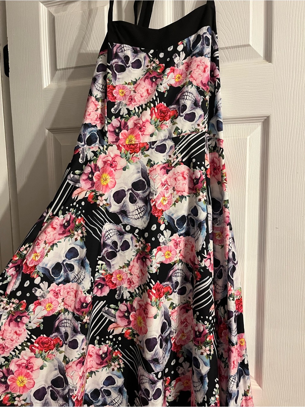 Black Floral Skull A-Line Women’s Skirt - Pink & White Print
